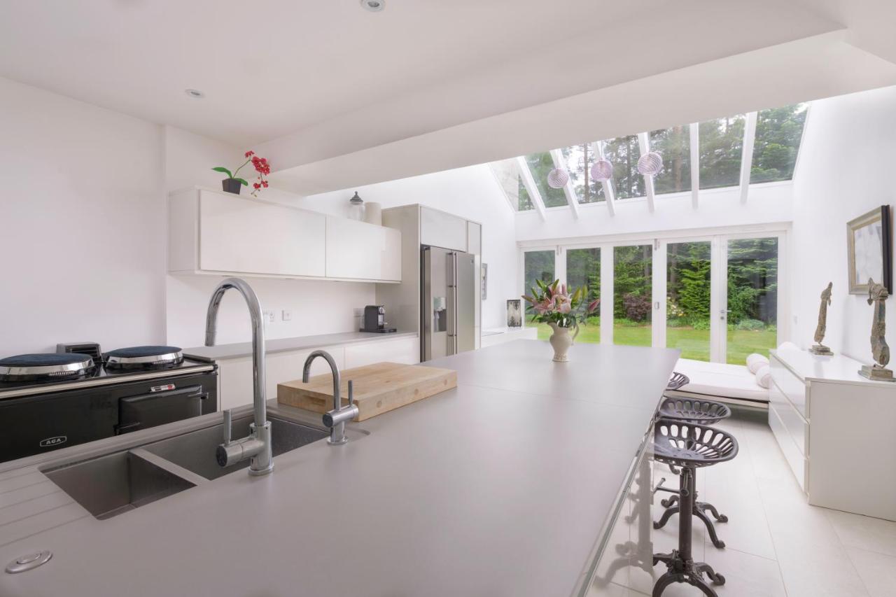 Дом отдыха Haven Retreat Scotland - Large 4 Bed House With Woodland Garden, ,royal Deeside