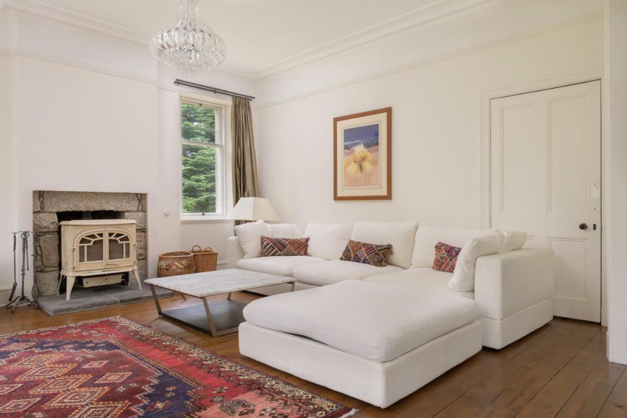 Haven Retreat Scotland - Large 4 Bed House With Woodland Garden, ,royal Deeside *